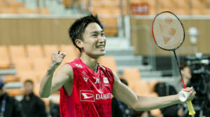 Kento Momota with Yonex Astrox 77 Pro