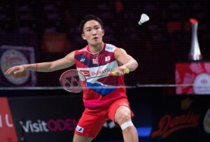 kento-momota-astrox-99-badminton-racket